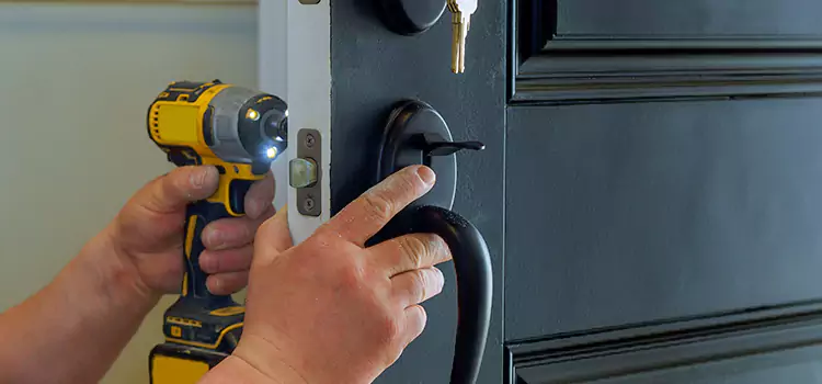 Locksmith Emergency Service Hampton